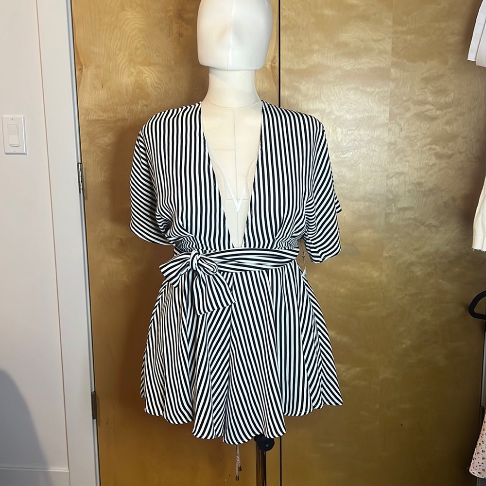 *Brand New* Akira Come Undone Romper in Black, Size Large